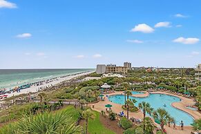 Beachfront Luxury 2Bd 2Ba Condo With Balcony! Sleeps 6!