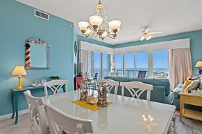 Beachfront Luxury 2Bd 2Ba Condo With Balcony! Sleeps 6!