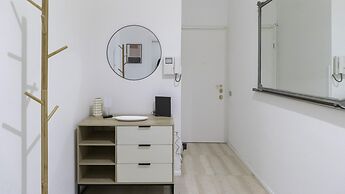 Italianway - Viale Brianza 14 A