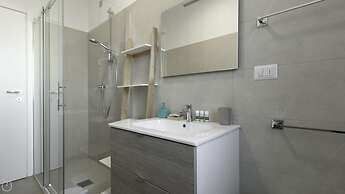 Italianway - Viale Brianza 14 A