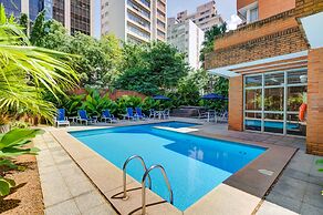 Roomo Etoile GeorgeV Jardins Residencial