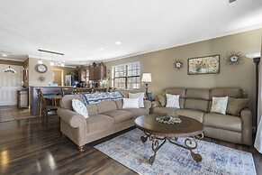 New Listing Twedt's Retreat - Balcony Views