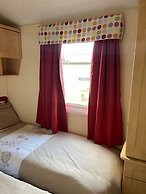 Immaculate 2-bed Static Caravan at Monrieth