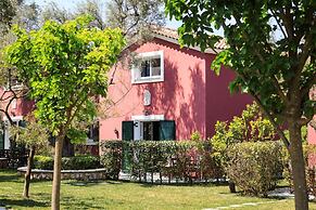 Mousses Villas - Erato - Detached Two-bedroom Villa With Access to Chi