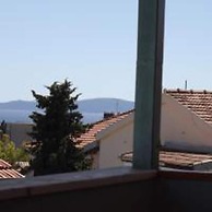 Cozy Apartment 16 With Double bed Sleeper Couch