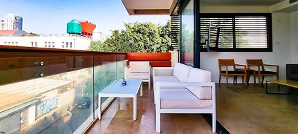 Kalisher Ophrys in Tel Aviv-yafo