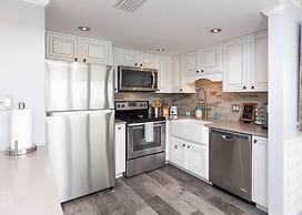 Island Winds East by Brett/Robinson Vacations