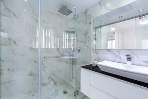 Hakovshim Miroir in Tel Aviv-yafo