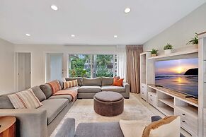 Waterfront Oasis w/ Enclosed Pool!