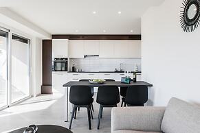 2bdr Athens Riviera Sea View Apartment by The Olon