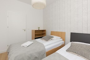 Optykow Apartment Warsaw by Renters