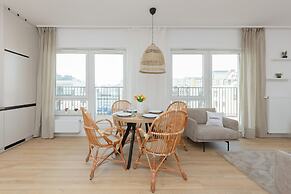 Optykow Apartment Warsaw by Renters