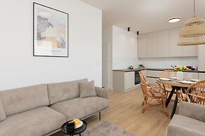 Optykow Apartment Warsaw by Renters