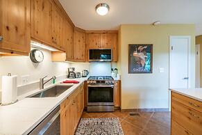 Pay Day Condominiums