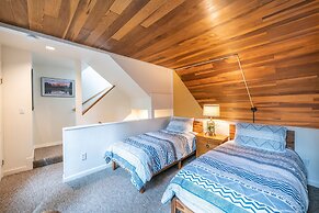 Pay Day Condominiums