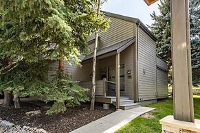 Pay Day Condominiums