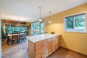 Pay Day Condominiums