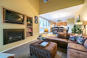 Pay Day Condominiums