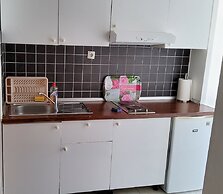 Appealing Apartment 8 Sleeps 3 Guests