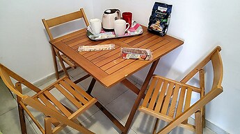 Appealing Apartment 8 Sleeps 3 Guests