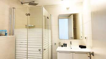 Maon Rubis in Tel Aviv-yafo