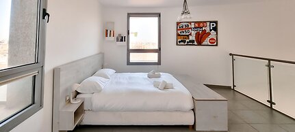 Rouge Eilat in Tel Aviv-yafo