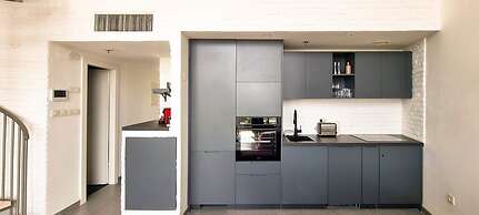 Rouge Eilat in Tel Aviv-yafo