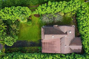 Hale Haena 3 Bedroom Home by RedAwning