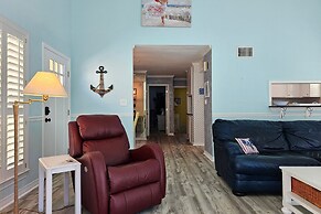 Happy Beach Villa 3 Bedroom Condo by RedAwning