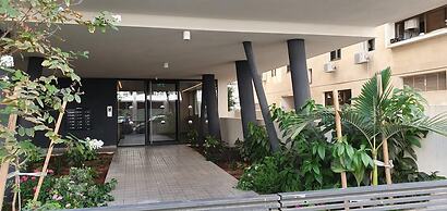 Shalom Alehem Joie in Tel Aviv-yafo