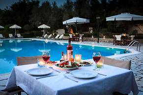 Mousses Villas - Thalia - Detached Two-bedroom Villa With Access to Ch