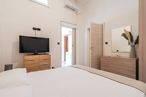 3167 La Dea Venere A by Barbarhouse