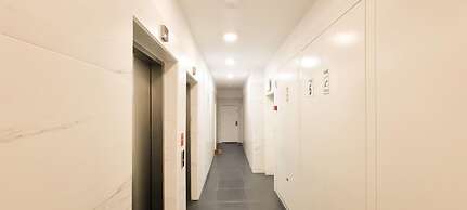 Ben Yehuda Nuage in Tel Aviv-yafo