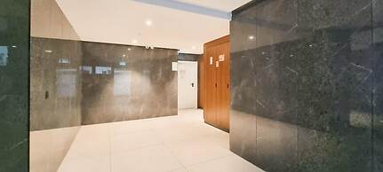 Ben Yehuda Nuage in Tel Aviv-yafo