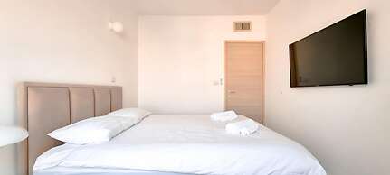 Markolet Camelia in Tel Aviv-yafo