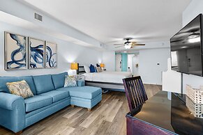 Yacht Club Villas #3-504 4 Bedroom Condo by RedAwning