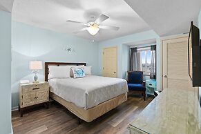 Yacht Club Villas #3-504 4 Bedroom Condo by RedAwning