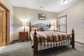 Kemper's Cabin by Silver Dollar City - Ideally Located