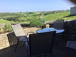 Vale of Glamorgan - Cottage - Sleeps 4 - Parking