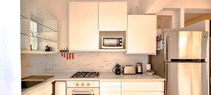 Yona Lavande in Tel Aviv-yafo