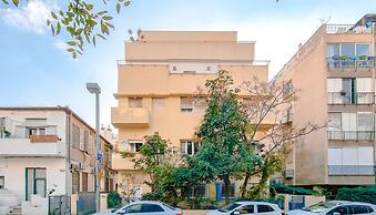 Yona Lavande in Tel Aviv-yafo