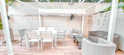 Yona Lavande in Tel Aviv-yafo