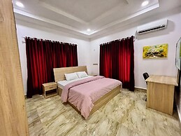 FURNISHED APARTMENTS