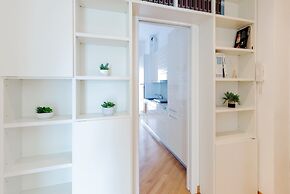 Milan Retreats Navigli