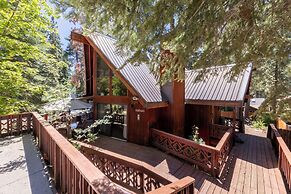 Tahoe Vista Lake Lodge