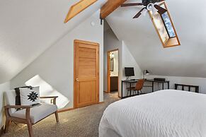 Tahoe Vista Lake Lodge