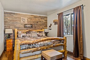 Big Bear Happy Place Walk to the Village!