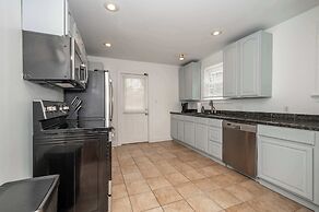 Devou Park Cottage 1