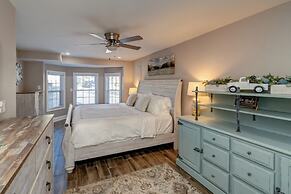 Five Points Bungalow