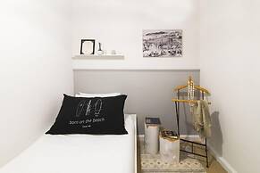 Tsiyona Cachemire in Tel Aviv-yafo